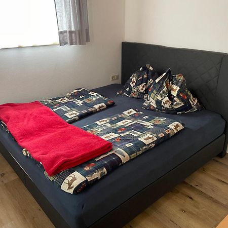 Ferienwohnung In Ruhiger Lage In บิชชอฟส์โฮเฟน ภายนอก รูปภาพ
